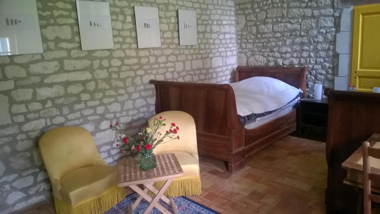 Gite Du Manoir Des Roches Saires Zewnętrze zdjęcie